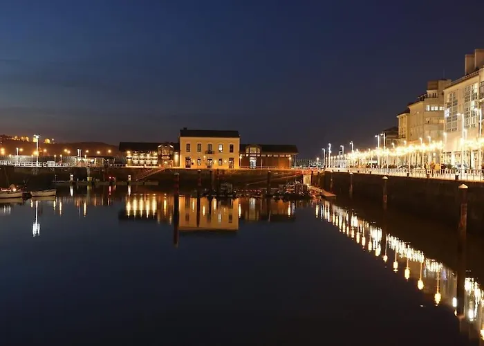Espectacular Piso En La Playa Χιχόν