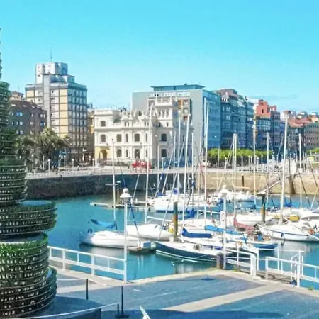 アパート Espectacular Piso En La Playa ヒホン